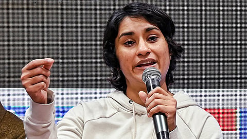 विनेशचा मार्ग अखेर मोकळा; न्यायालयाकडून आशियाई क्रीडा स्पर्धेत सहभागी होण्याची परवानगी