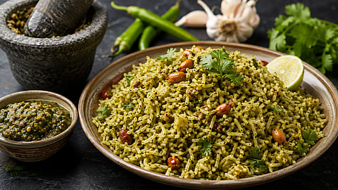 Thecha Pulao Recipe : झणझणीत आणि चटकदार ठेचा पुलाव; घरच्या घरी बनवा महाराष्ट्रीयन स्टाईल डिश