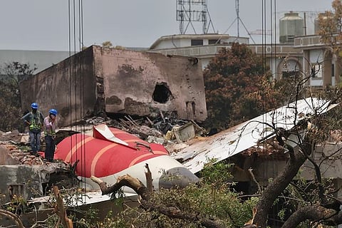 Air India Plane Crash Ahmedabad : एअर इंडिया अपघात; कारण अनिश्चित