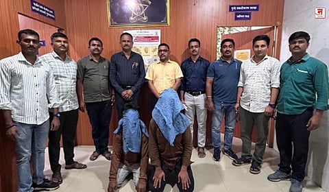 Mumbai : लोकलमध्ये जागेच्या वादातून चाकू हल्ला