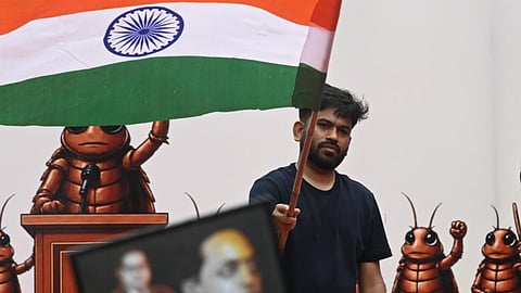 अभिजित दीपके यांनी मागितला शेतकऱ्यांचा पाठिंबा