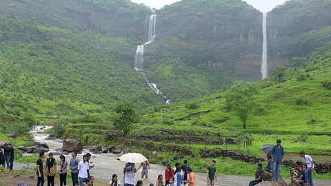 पांडवकडा धबधबा परिसर
