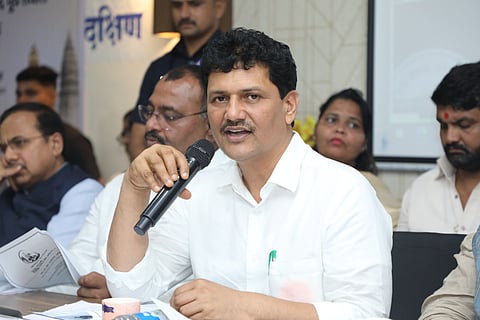 वारकऱ्यांसाठी प्रथमच एअर ॲम्बुलन्सची सुविधा; आरोग्य मंत्री प्रकाश आबिटकर यांची माहिती