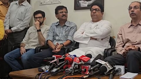 Mumbai : ठाकरे बंधूंची आज दादरमध्ये विजयी सभा; तरुणांनी भीती घालवली - उद्धव ठाकरे