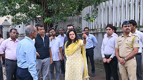 Mumbai : नदीनाल्यात कचरा टाकल्यास फौजदारी कारवाई; पालिका आयुक्त अश्विनी भिडे यांचा इशारा, CCTV ची नजर