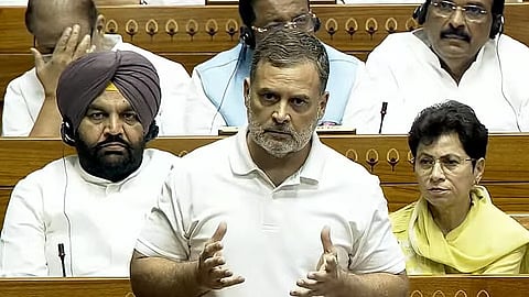 तुम्ही भूतकाळ, भविष्याशी खेळू नका - राहुल गांधी