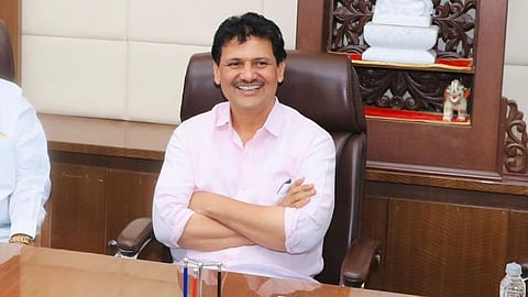 आरोग्य मंत्री प्रकाश आबिटकर
