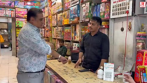 उल्हासनगरमधील व्यापाऱ्यांचा आज ‘नो यूपीआय डे’; डिजिटल पेमेंटला एक दिवसाचा ‘ब्रेक’; स्कॅनरवर काळे कापड टाकून निषेध