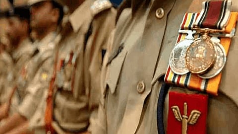 पोलिसांसाठी मुख्यमंत्री शौर्य पदक