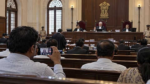 Mumbai : न्यायालयाच्या कामकाजाचे गुपचूप रेकॉर्डिंग करणे पडले महागात