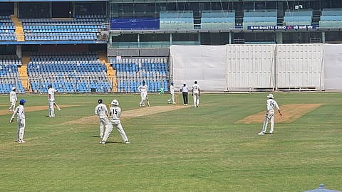 Ranji Trophy : सिद्धेश लाडने डाव सावरला; रणजी करंडक स्पर्धेत मुंबईची चंदीगडविरुद्ध सावध सुरुवात