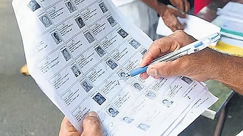 SIR साठी वापरलेल्या सॉफ्टवेअरची माहिती देणे अशक्य; ट्रेड सिक्रेट असल्याचे निवडणूक आयोगाचे स्पष्टीकरण