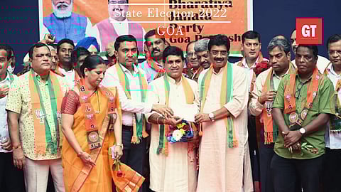 Former MPDA Chairman Krishna Daji Salkar joined the BJP on Tuesday.