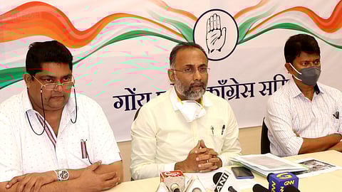 Aleixo Lourenco ,Dinesh Gundu Rao and Elvis Gomes (L to R) addressing a press conference in Panaji
