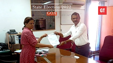WD Minister and BJP Sanvordem MLA Deepak Pauskar resigned from Goa Assembly 