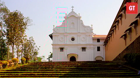 The Church of Cruz dos Milagres is located on a hillock, Monte de Boa Vista, in Old Goa