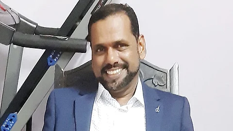 GUJ condoles death of senior journalist Anant Salkar