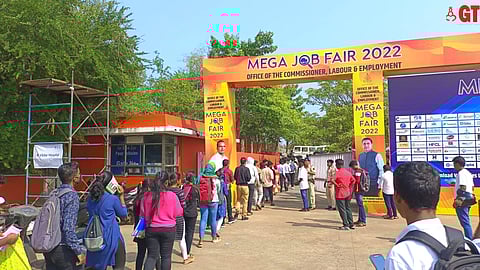 Long queue of youth was seen at Dr. Shyama Prasad Mukherjee indoor stadium at Mega job fair.