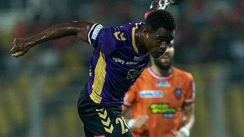 Hyderabad FC Bartholomew Ogbeche in action against FC Goa.