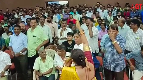 There were differences of opinion on an appointment of MLA Salkar as a president of Vasco Shigmotsav committee during the meeting.