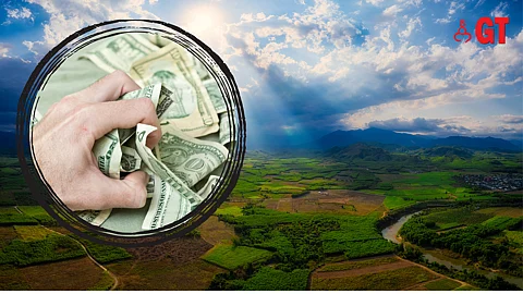 The managing committees of the 'comunidades' have been ripping the system apart for personal gain.
