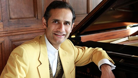 Karl Lutchmayer is renowned as a concert pianist and lecturer.