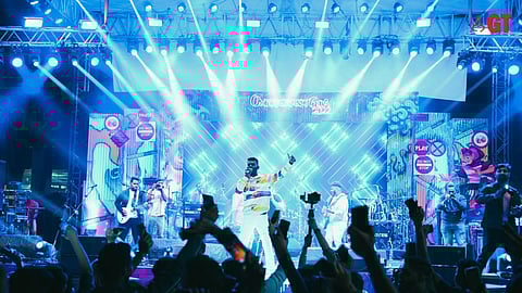 The cover of 'Kalliz boom bang zata', by Myron Lucas and the 7 Notes Band has gone viral.