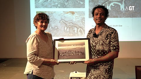 Onkar Kshirsagar receiving a token of appreciation from Poonam Mascarenhas, Founder of Archinova Environs, at MOG in Pilerne.