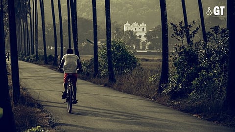 The much famed 'Dear Zindagi Road' alias Parra Road.