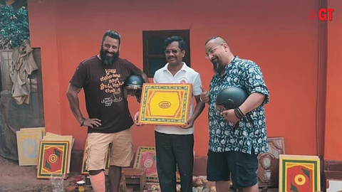 Tourists get a glimpse of Goan art as they take a trip with Soul Travelling.