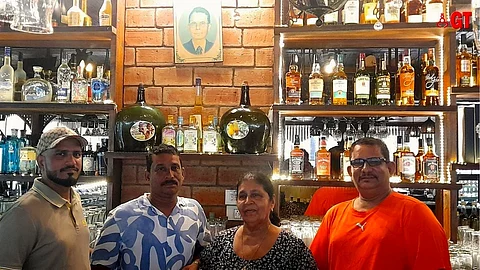 FAMILY THAT STAYS TOGETHER: (L-R): Bonny, Jose, Carafina and Pobre of the famed Martin's Corner in Betalbatim.