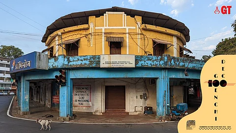 The Praça do Comércio building in Panjim is an example of Art Deco architecture.