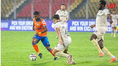 Brison Fernandes of FC Goa in action.