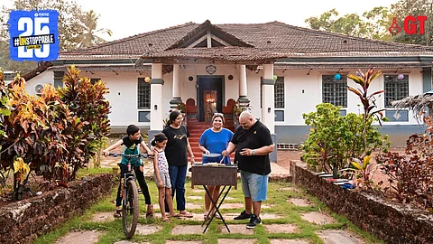 The Da Cruz family cooks barbecues and dinners on order.
