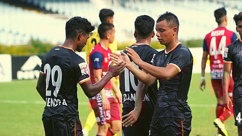 Princeton scores his second goal for the FC Goa against Jamshedpur FC