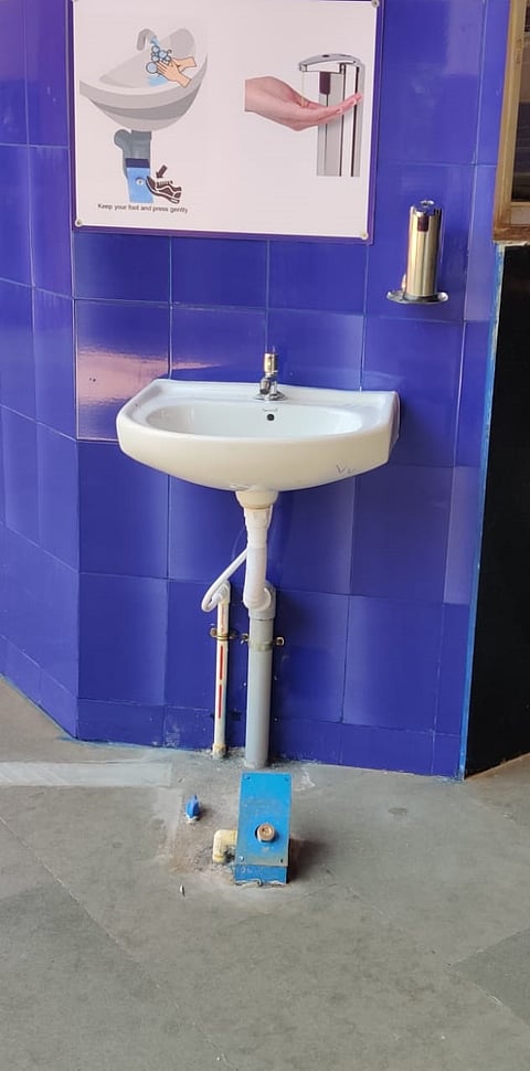 Touch free washbasin installed at Madgaon Railway Station