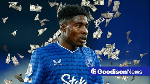 Everton talent Kingsford Boakye with money raining down.