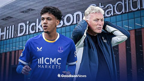 Adam Aznou and David Moyes outside Hill Dickinson Stadium.