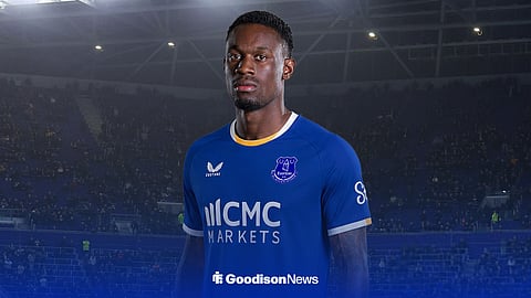 Folarin Balogun in Everton kit ahead of Hill Dickinson Stadium.