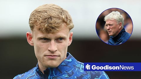 Jarrad Branthwaite in Everton training gear and David Moyes