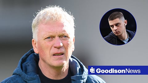 Everton boss David Moyes and Vitalii Mykolenko