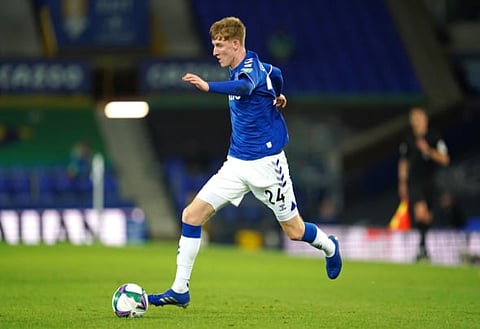 Gordon to stay with Everton despite lack of first-team minutes - report