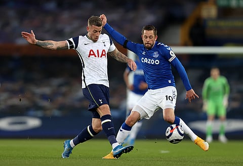 Leon Osman thrilled by Sigurdsson's performance v Tottenham