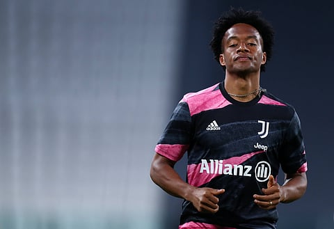 View: Everton should avoid bargain move for Cuadrado this summer