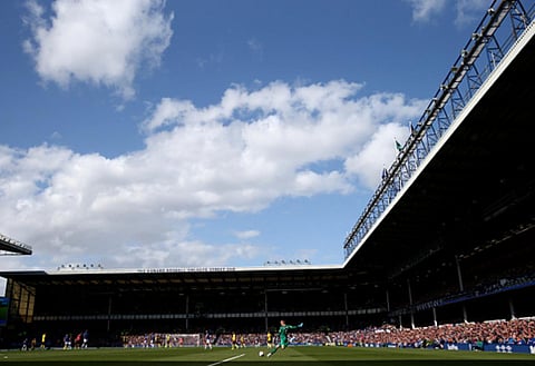 Rafael Benitez makes Everton transfer admission