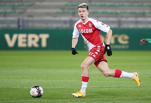 Everton Super fans react to Aleksandr Golovin transfer link