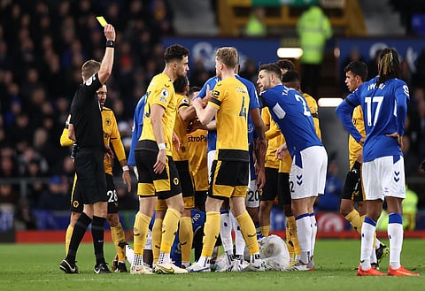 Sky Sports pundit reacts to Max Kilman foul endangered Idrissa Gueye in Everton vs Wolves