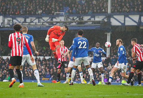 Everton vs Brentford late drama stuns Sky Sports pundit Clinton Morrison, David Raya criticism branded harsh by Jeff Stelling