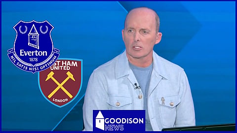 Mike Dean offered his verdict on Everton's penalty. Credit: Sky Sports