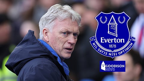 David Moyes is without six players in Everton v Liverpool. (Credit - Imago)